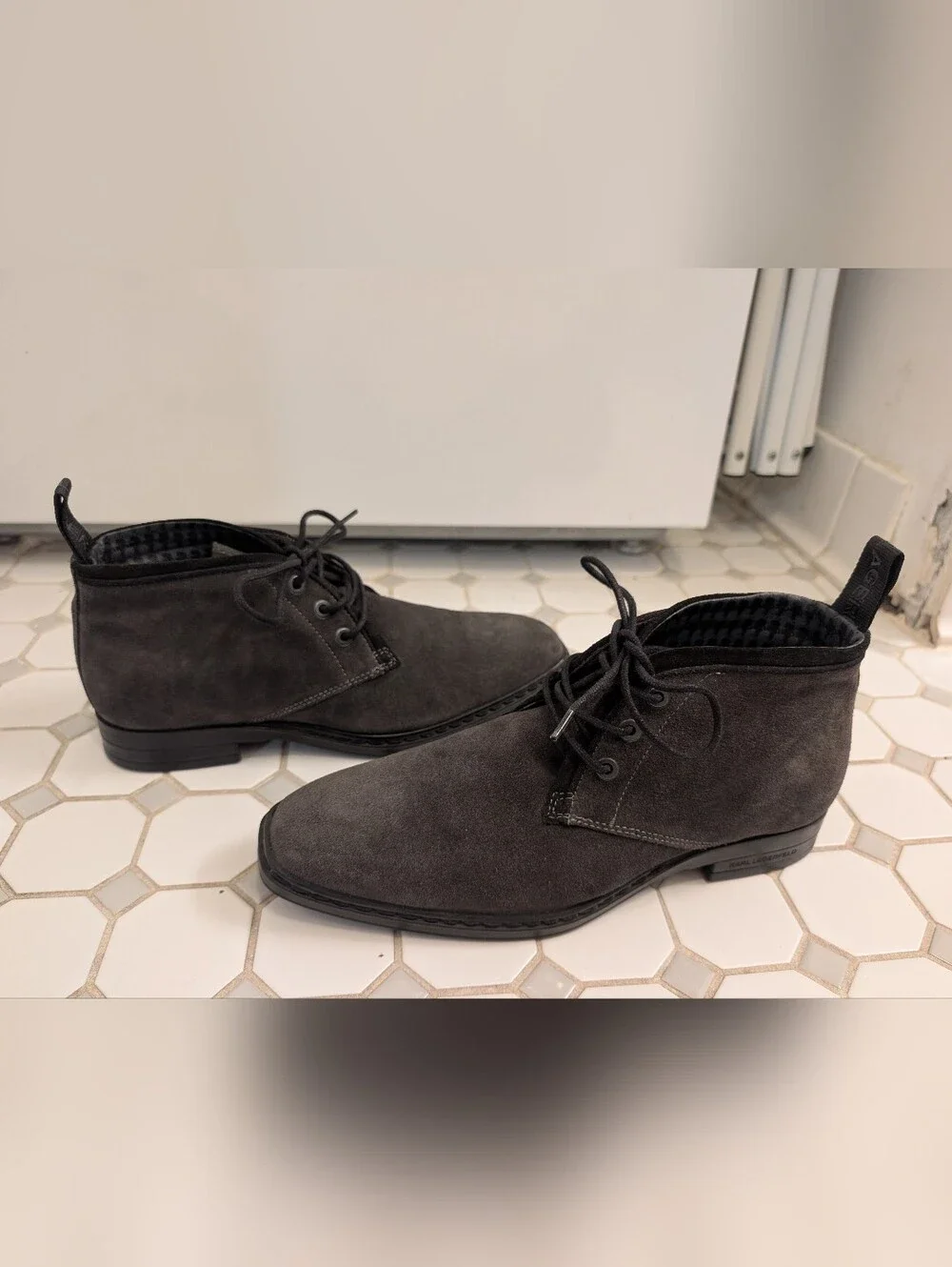 Karl Lagerfeld Men's Charcoal Gray Suede Chukka Boots